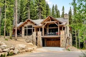 Ski In Out Luxury Chalet 277 I Hot Tub I Pool Table I Great Views I Best Price I FREE Adventures Daily - Berthoud Falls