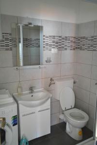 Apartments with a parking space Podstrana, Split - 14112