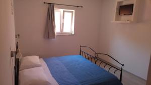 Apartments with a parking space Podstrana, Split - 14112