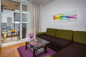 Apartments with WiFi Split - 14127