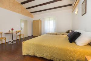 Holiday house with a parking space Mali Turini (Central Istria - Sredisnja Istra) - 14136