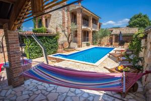 Family friendly apartments with a swimming pool Nova Vas, Porec - 14167