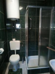 Apartments with a parking space Vrsi, Zadar - 14183