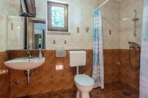 Family friendly house with a swimming pool Lindar, Central Istria - Sredisnja Istra - 14189