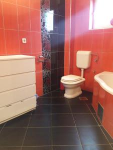 Apartments by the sea Trpanj, Peljesac - 14309