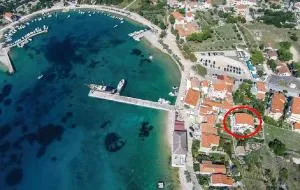 Apartments by the sea Martinscica, Cres - 14334 - 马丁斯契卡