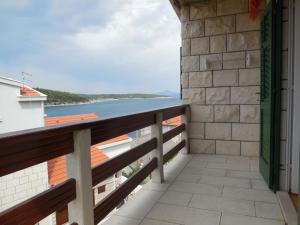 Apartments by the sea Povlja, Brac - 14367