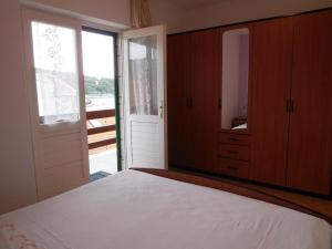 Apartments by the sea Povlja, Brac - 14367