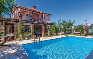 Family-friendly apartments with swimming pool Fratrici, Umag - 14384