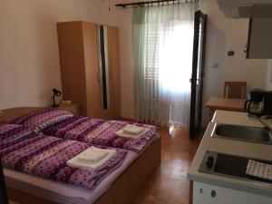 Studio with Terrace and Sea View room in Apartments by the sea Sukosan Zadar - 14406