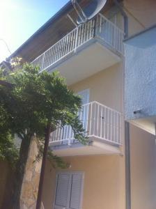 Apartments by the sea Stupin Celine, Rogoznica - 14416 