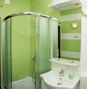 Apartments by the sea Krilo Jesenice, Omis - 14459