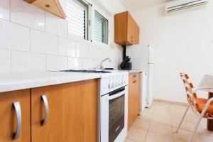 Family friendly house with a swimming pool Cove Stratincica, Korcula - 14472