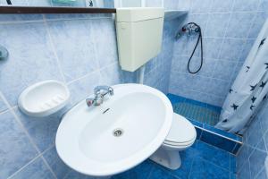 Family friendly house with a swimming pool Cove Stratincica, Korcula - 14472