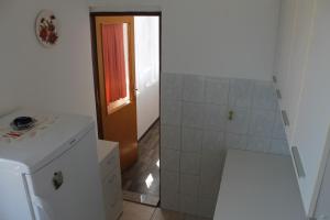 Apartments with a parking space Pula - 14533