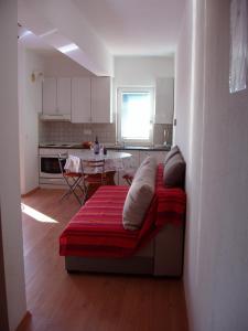 Apartments by the sea Sveti Filip i Jakov Biograd 14319