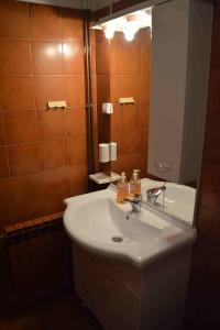 Apartments with parking space Punat, Krk - 16307