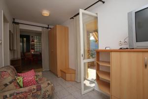 One-Bedroom Apartment with Terrace room in Apartments with WiFi Rabac Labin - 16312
