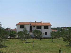 Apartment Palit 16356b