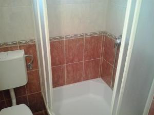 Apartments by the sea Pisak, Omis - 16411