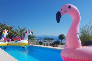 Family friendly apartments with a swimming pool Lovran, Opatija - 14178