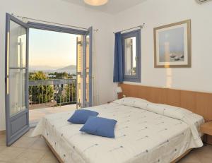 Fistikies Holiday Apartments Aegina Greece