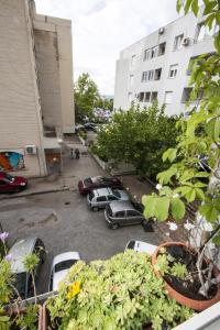 Apartments with a parking space Omis - 16497