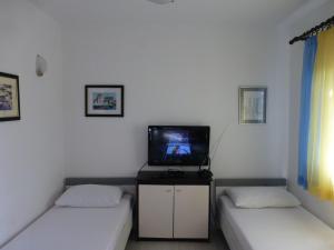 Apartment Mali Iz 16535b