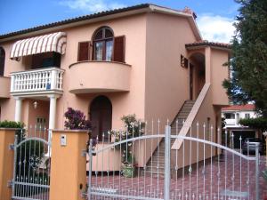 Apartments for families with children Strmac Labin 16518