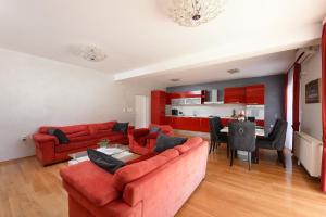 Family-friendly apartments with swimming pool Zadar - Diklo, Zadar - 16493