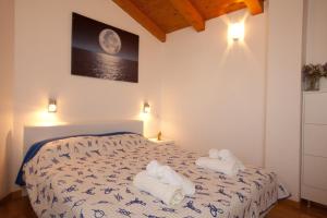 Apartments with swimming pool Preko, Ugljan - 14163