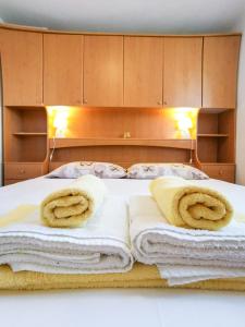 Apartments by the sea Mimice, Omis - 14230