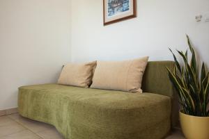 Apartments with parking space Tucepi, Makarska - 14457