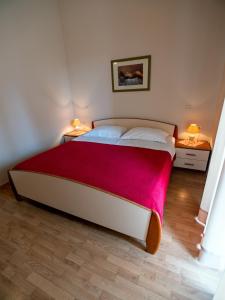 Apartments by the sea Rab - 14515