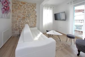 Apartments by the sea Bibinje, Zadar - 16461