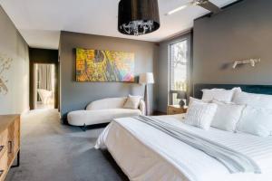 47 WOOLSHED ROAD - Adelaide Hills rural retreat