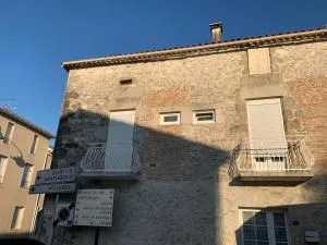 Cancon: Appartement 6 personnes, centre ville - Tombeboeuf