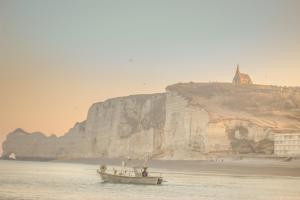 Maisons de vacances La Cour Martin a 7 km d'Etretat-Gite classe 3 etoiles : photos des chambres