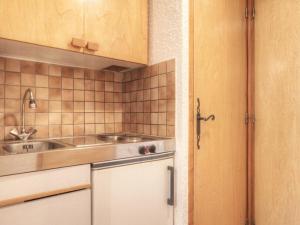 Appartements Appartement Saint-Chaffrey , 1 piece, 2 personnes - FR-1-330E-66 : photos des chambres