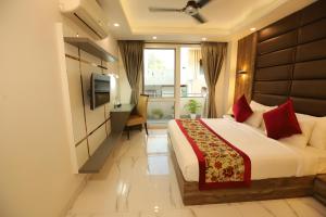 Hotel Keshav Residency - Medicity Gurugram, near Medanta Hospital, Pure Vegetarian