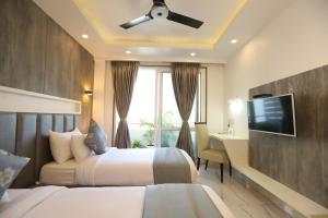 Hotel Keshav Residency - Medicity Gurugram, near Medanta Hospital, Pure Vegetarian