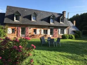 Maisons de vacances La Cour Martin a 7 km d'Etretat-Gite classe 3 etoiles : photos des chambres