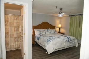 Stroll to Slopes, Village Area, Ski in-out MtLodge 343