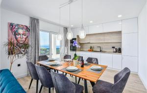 Nice Home In Makarska 