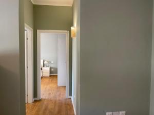 Cozy Apartments by Maura