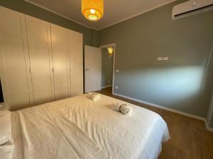 Cozy Apartments by Maura