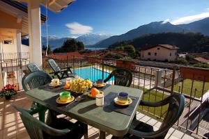 4 Village centre Lenno homes with pool-by Italian Apartments TERRAZE, SPESE, SOPRA SPESE, SPESE II