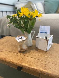 Family Room with Garden View room in The Crown Inn