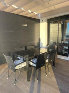 Apartamento con piscina en el Paseo Cruz del Mar