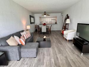 Ocean Reserve Condo by FlatsAway